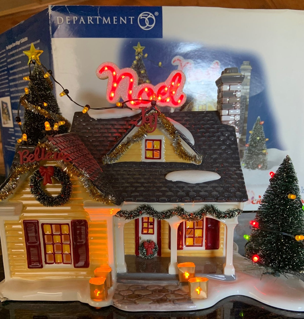 Retired Department 56 Snow Village "Noel House"