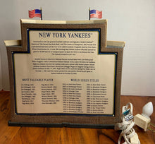 Load image into Gallery viewer, Department 56 Christmas in the City Yankee Stadium