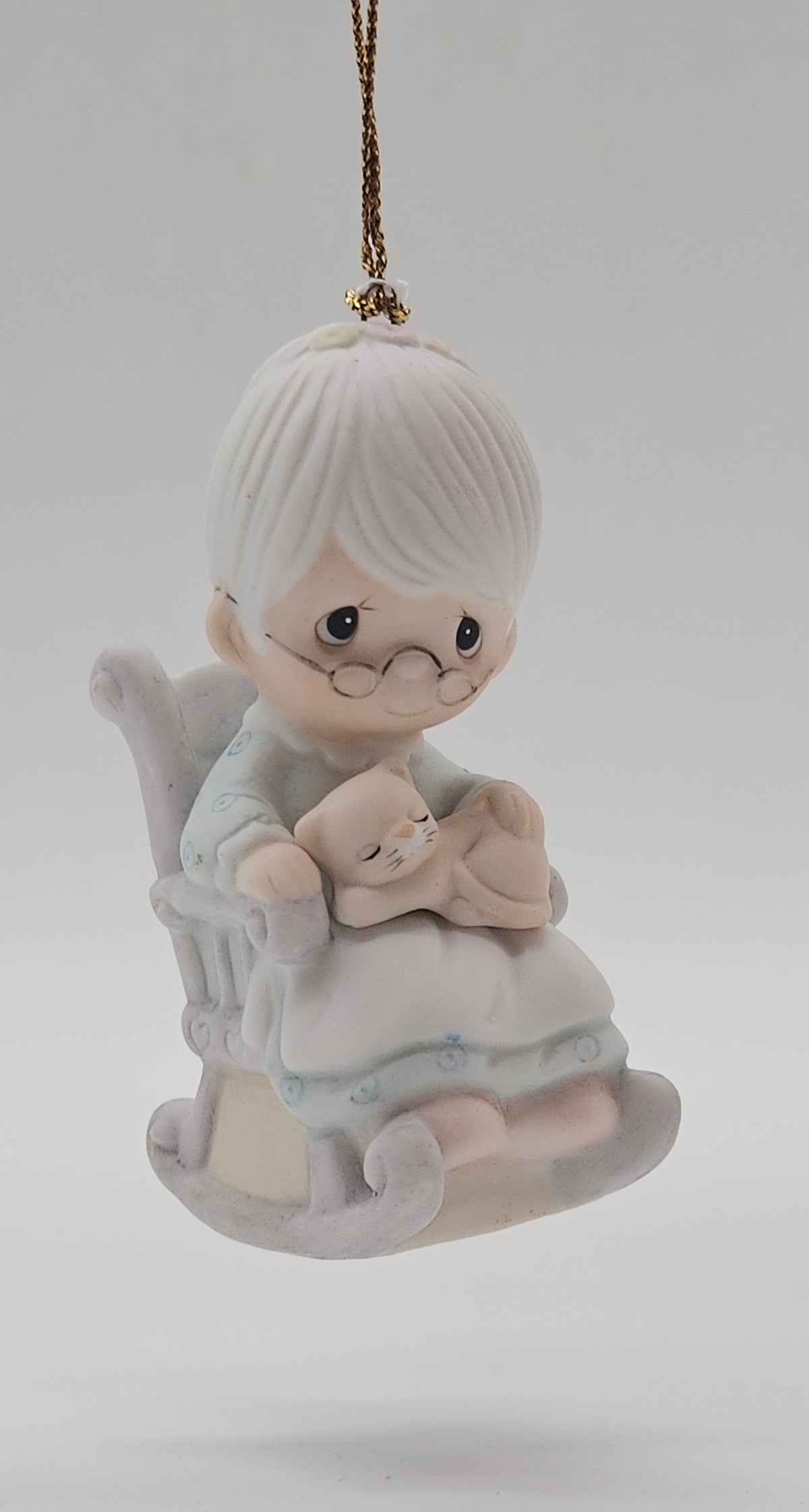 1983 The Purr-fect Grandma E-0516 — ornament close-up