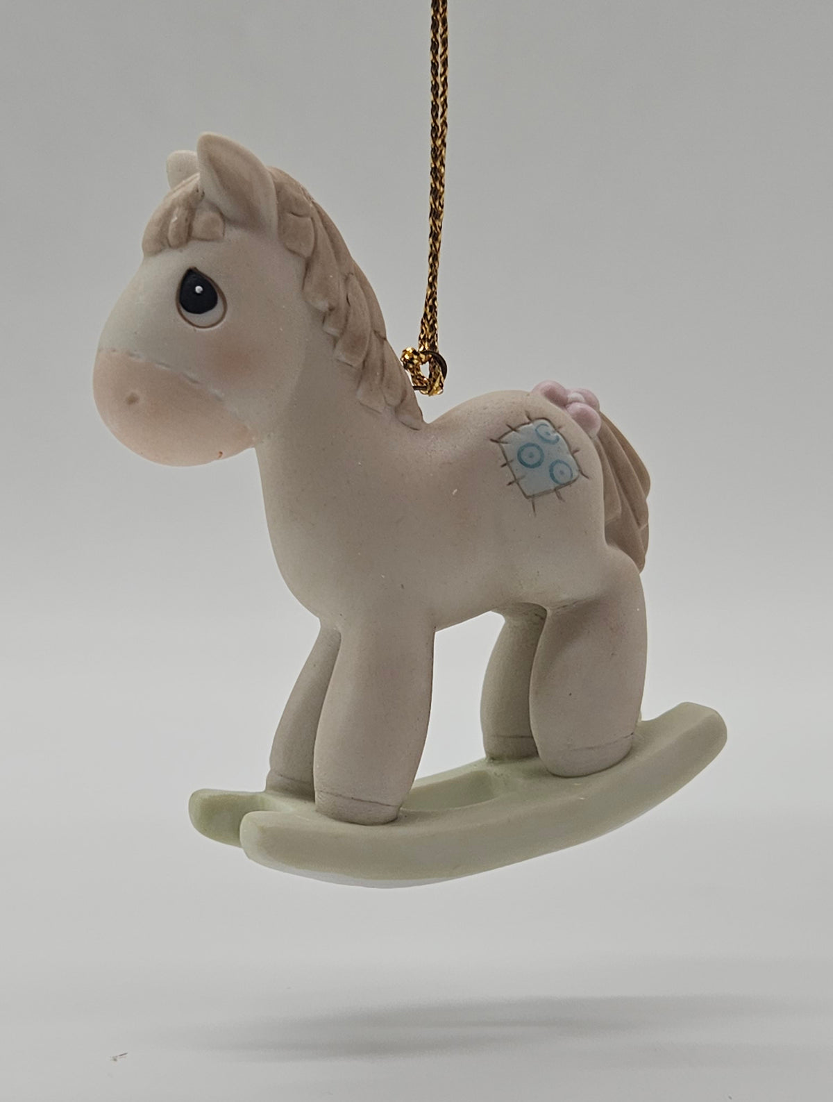 1986 Rocking Horse 102474 — ornament close-up
