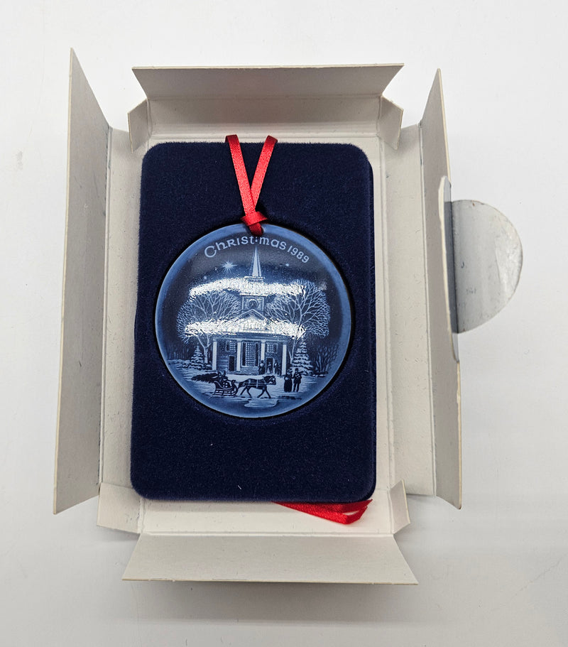 Bing & Grøndahl – “Christmas in New England” — with original box