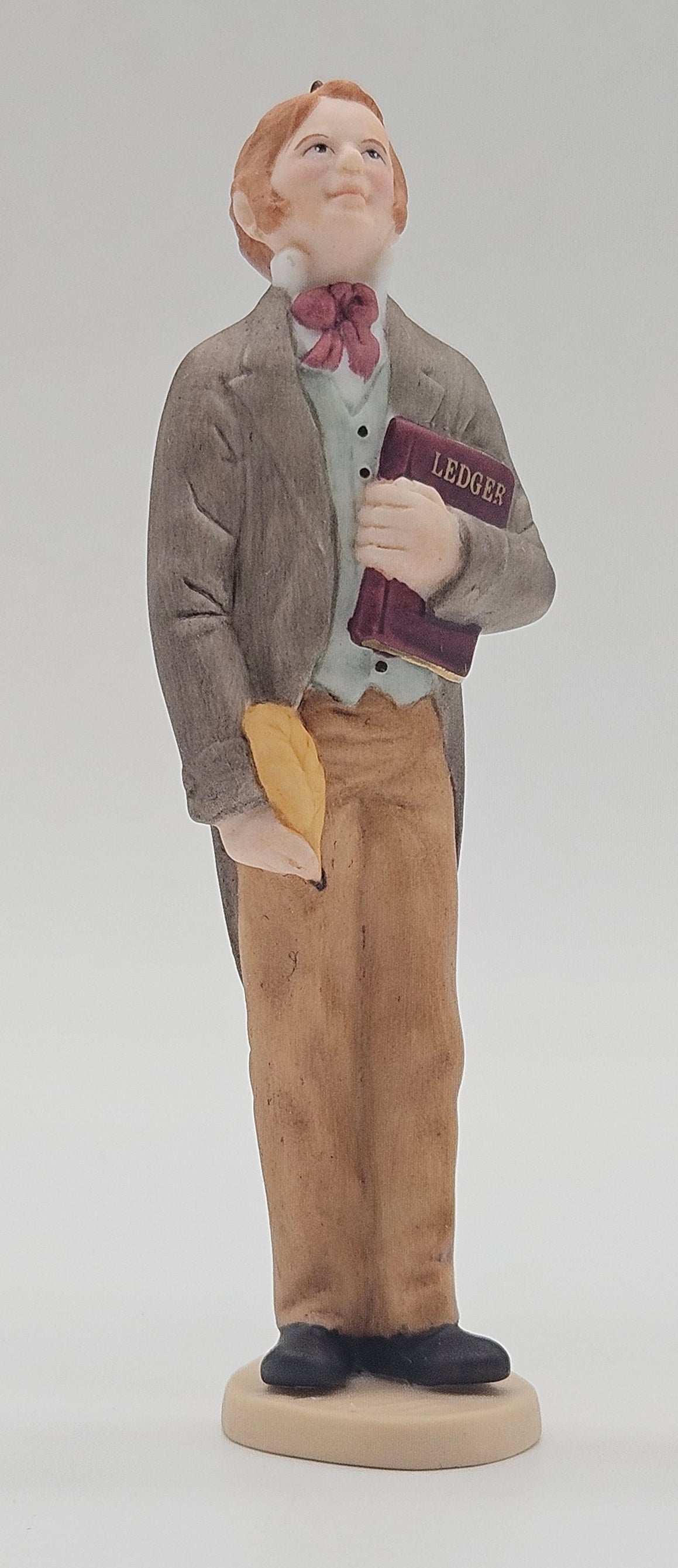 1991 Bob Cratchit QX4997 — ornament close-up