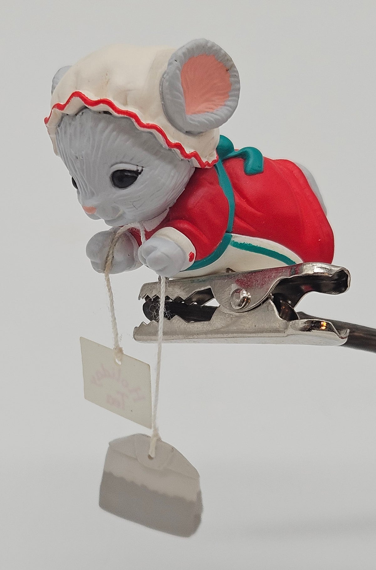 Hallmark Keepsake – “Holiday Teatime” — ornament view