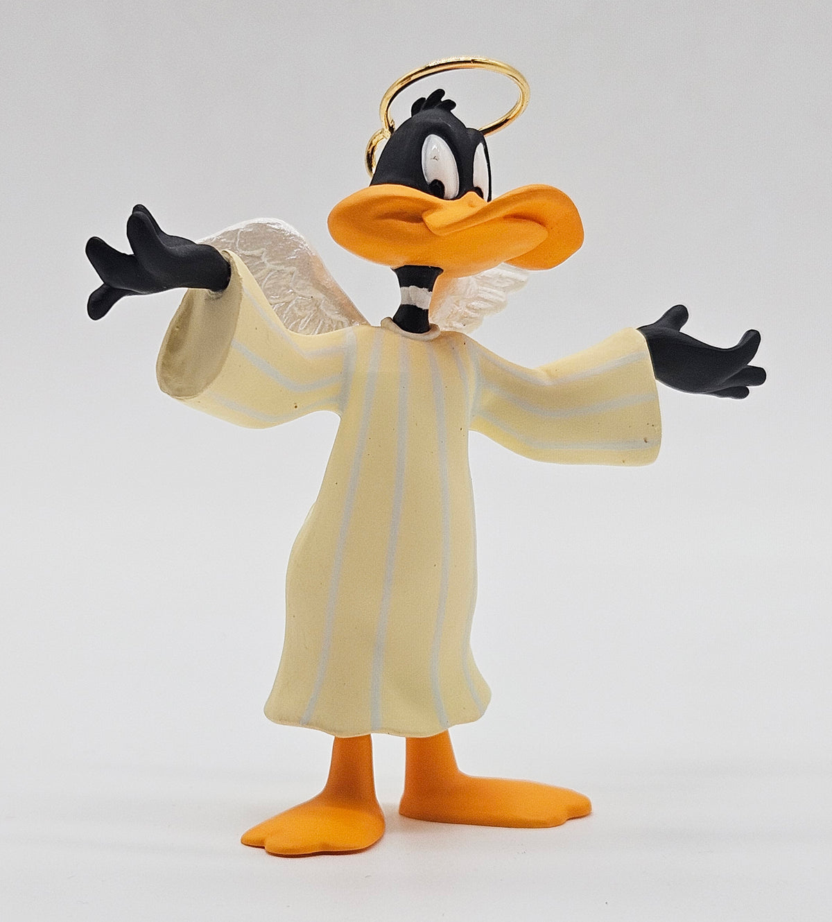 Hallmark Keepsake – “Daffy Duck” — ornament view