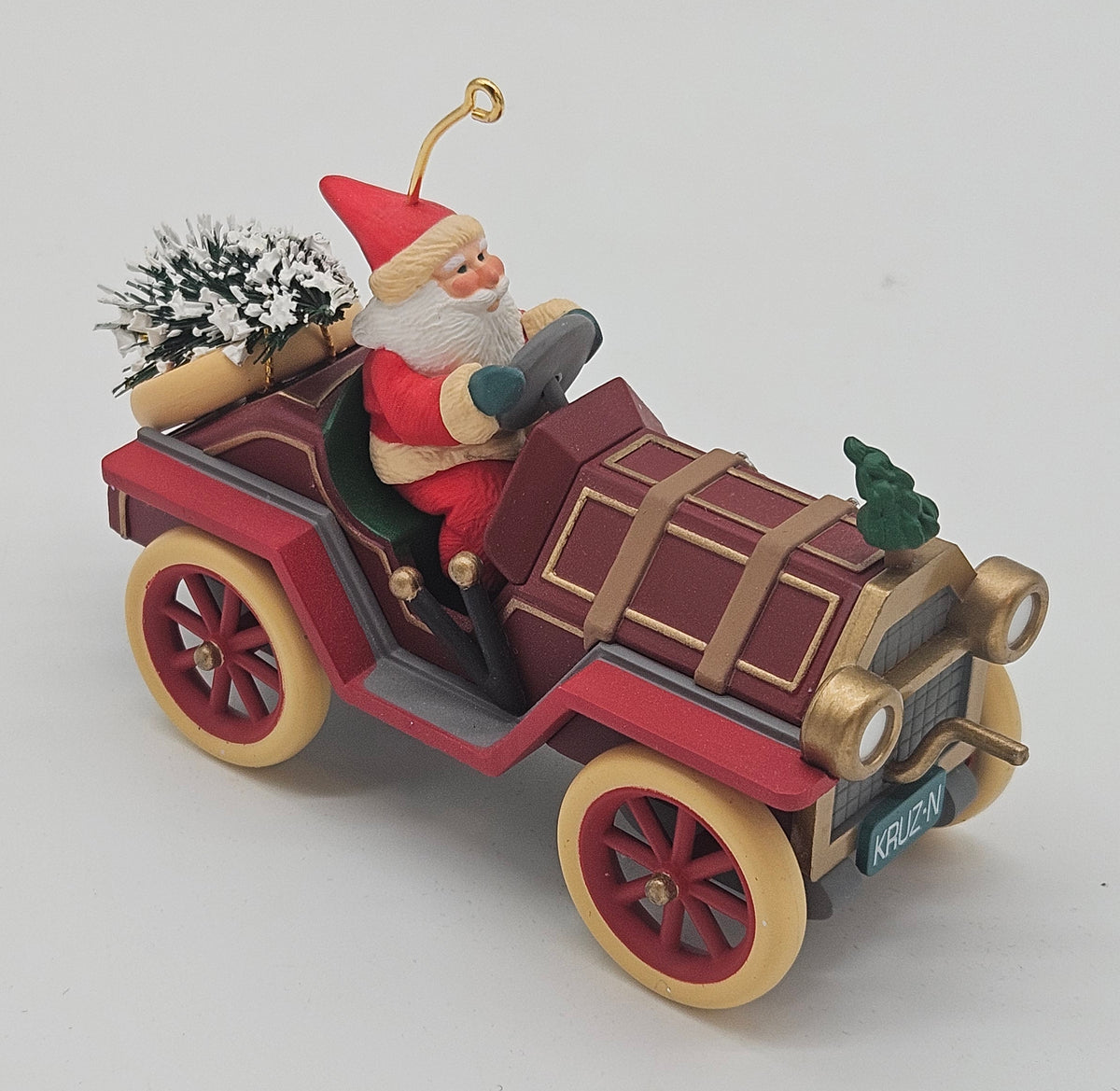 1995 Hallmark Keepsake Santa’s Roadster – product angle