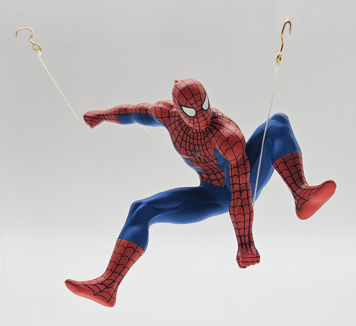 Hallmark Keepsake – “Marvel Comics Spider-Man” — ornament view