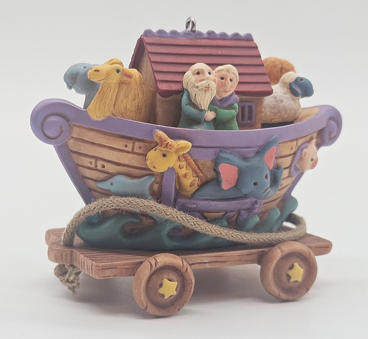 Hallmark Keepsake – “Safe in Noah's Ark” — ornament view