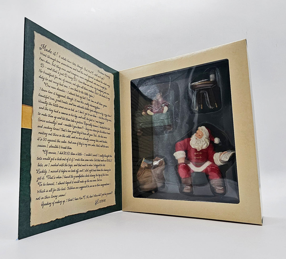 2002 Hallmark Keepsake Santa’s Big Night – box open