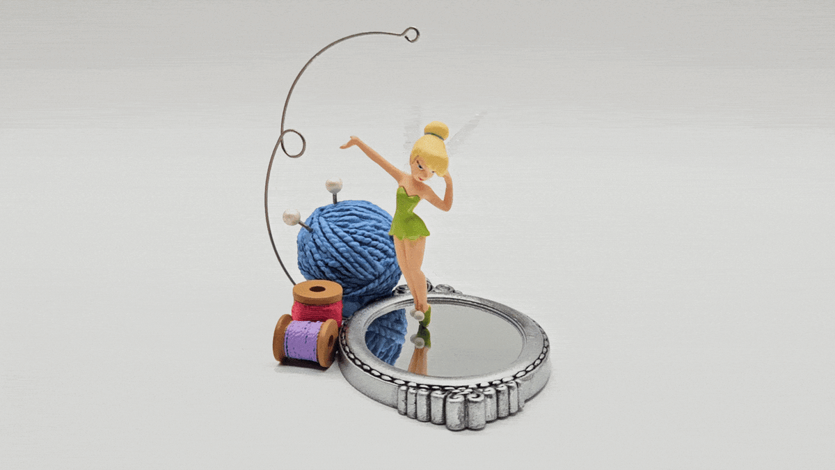 2004 Hallmark Keepsake Tinker Bell (QXD4232) — product animation