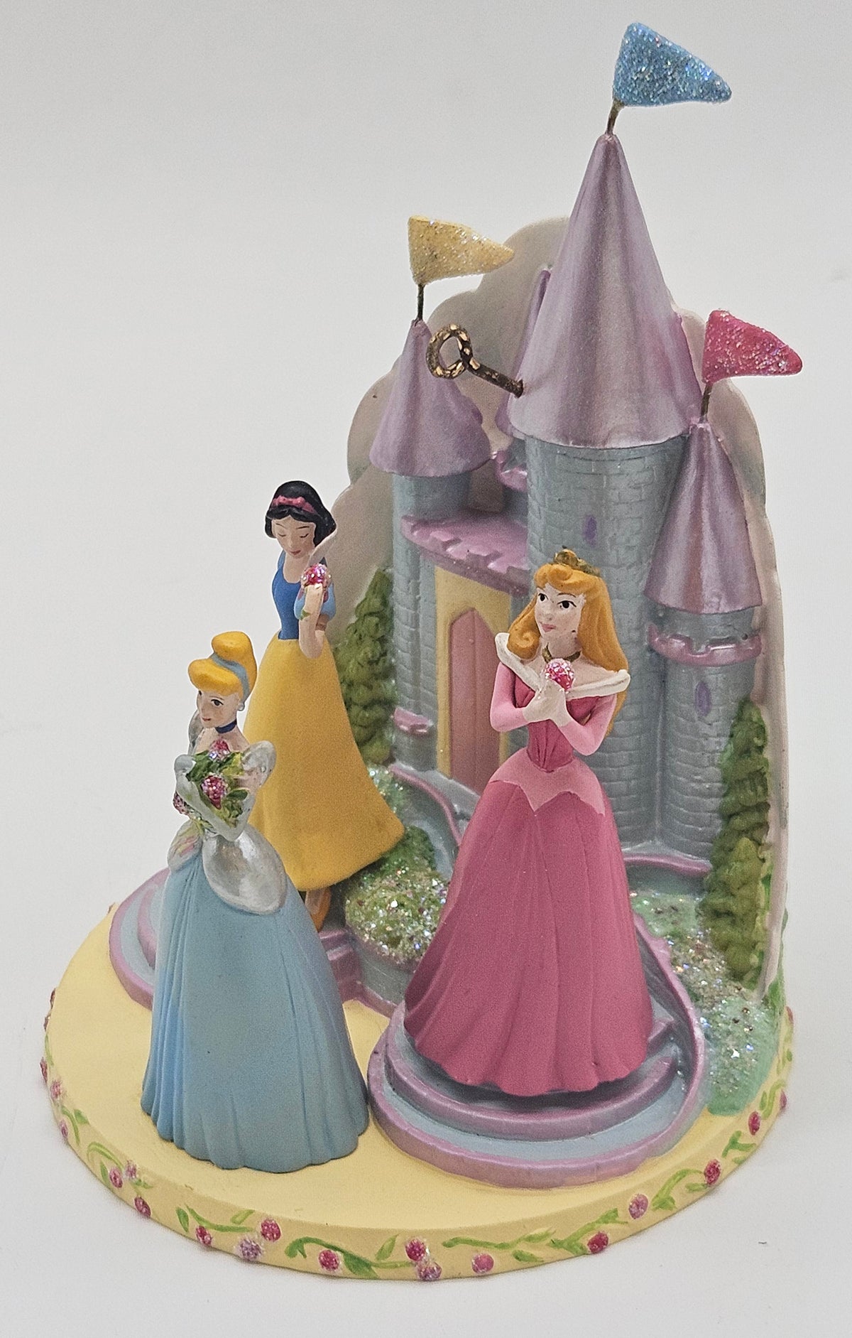 Hallmark Keepsake – “Disney Three Beautiful Princesses” — ornament view