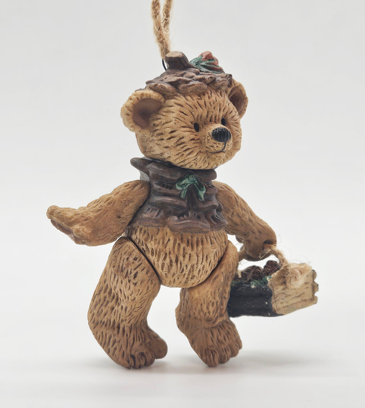 Hallmark Keepsake – “Gift Bearers #6” — ornament view