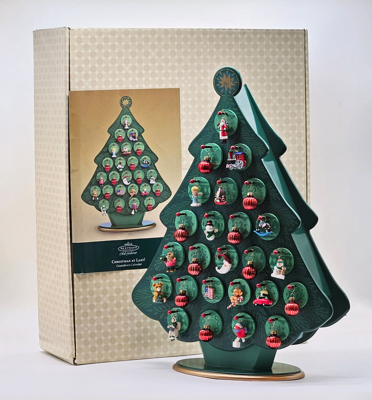 Hallmark Keepsake – “Club Christmas at Last Countdown Calendar” — with original box