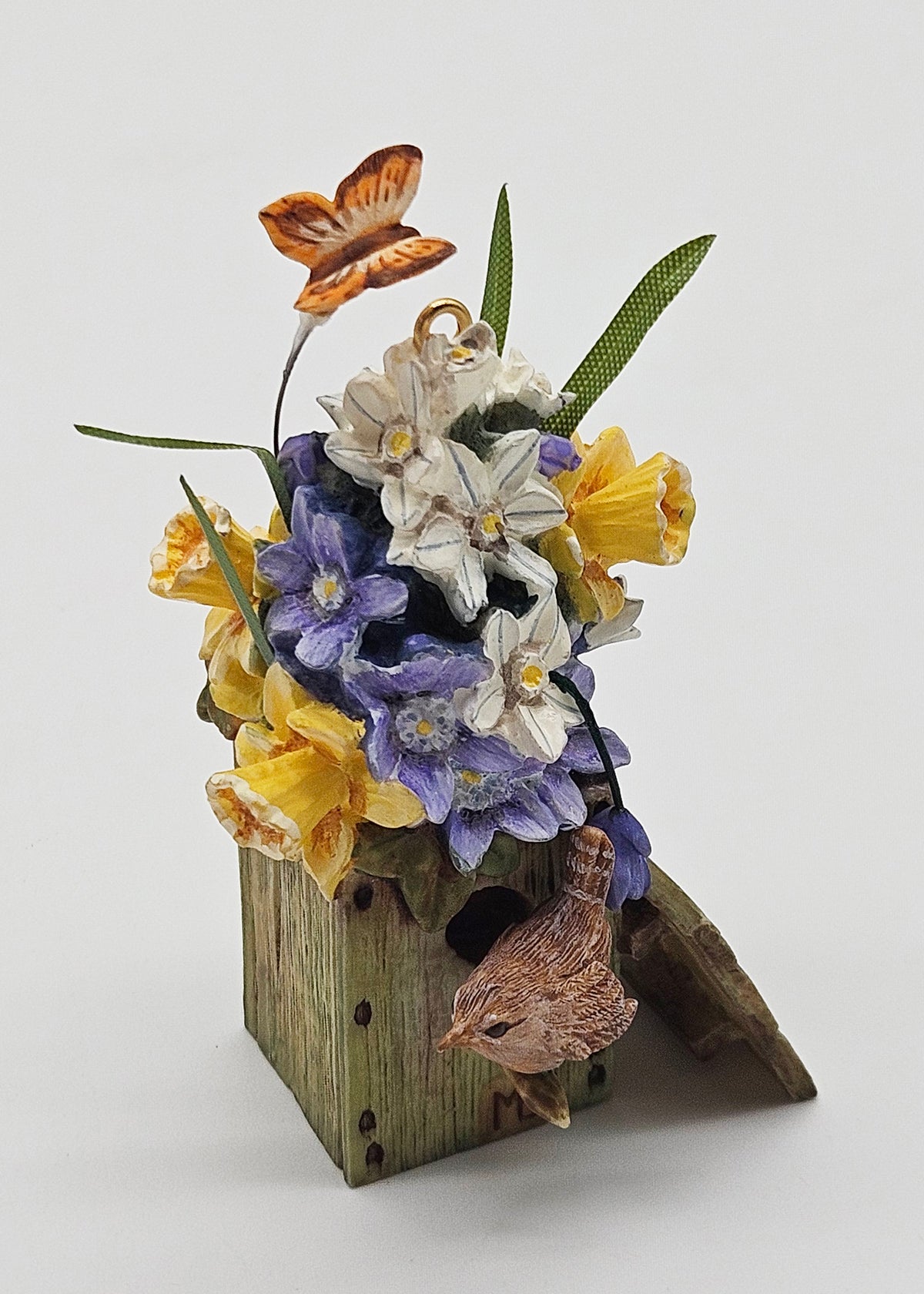 Hallmark Keepsake – “Nature's Sketchbook First Spring Songs” – Damaged — ornament view