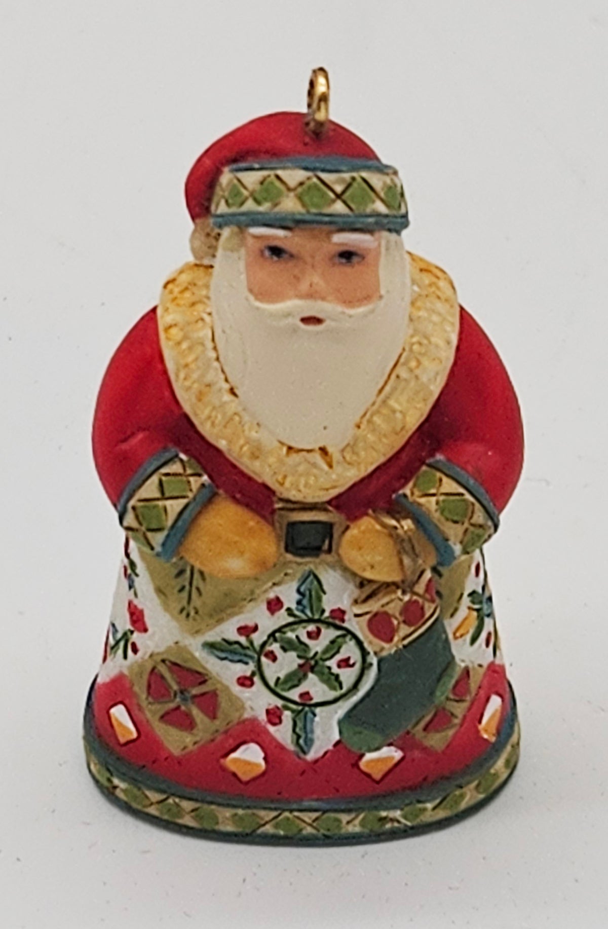 Hallmark Keepsake – “Santas from Around the World Collection” — ornament view