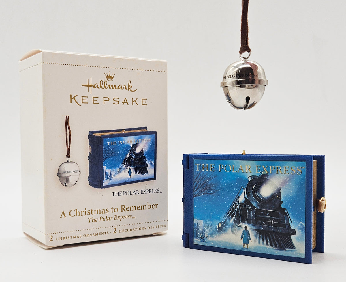 2006 Hallmark Keepsake A Christmas to Remember (QXI6316) — with box book and bell
