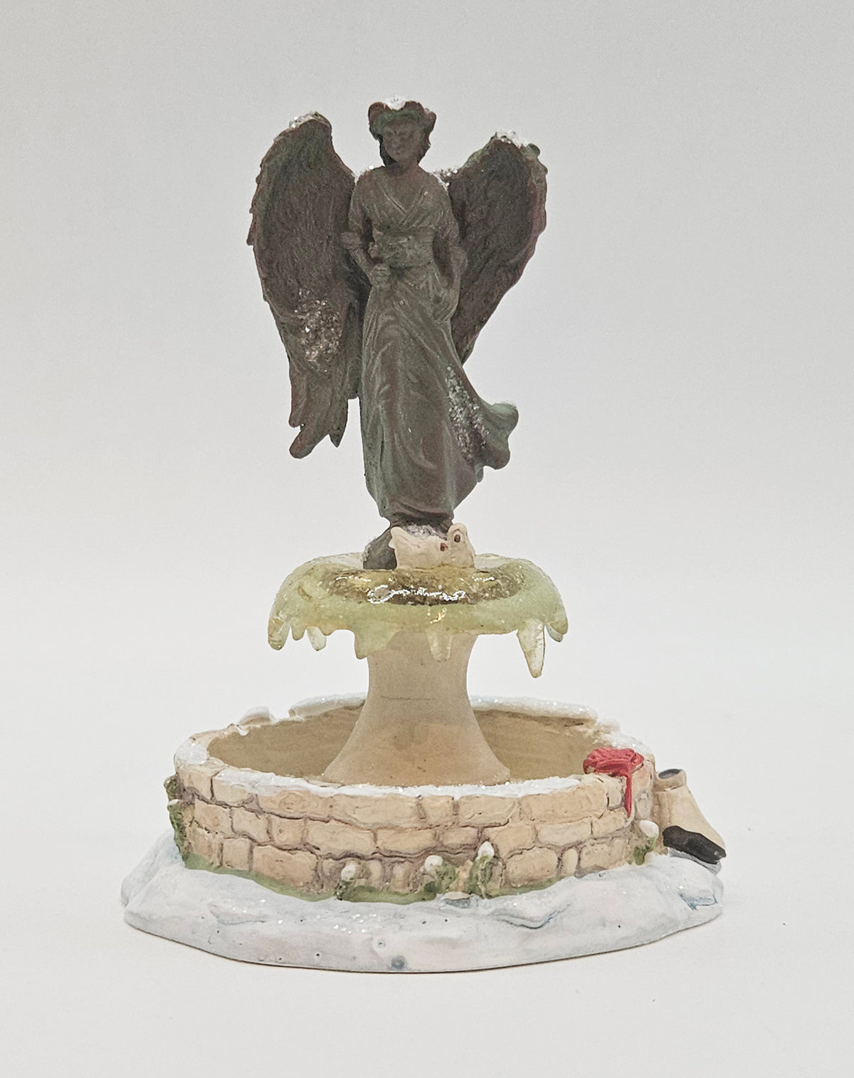Hallmark Keepsake – “Winter Park Angel Fountain” — ornament view