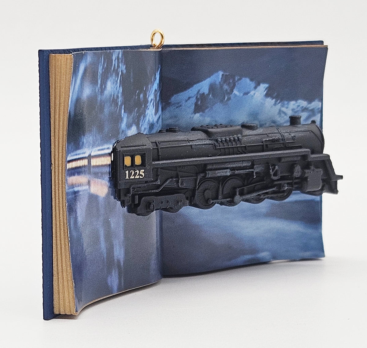 2012 Hallmark Keepsake Believe in the Magic (QXI2894) — product open