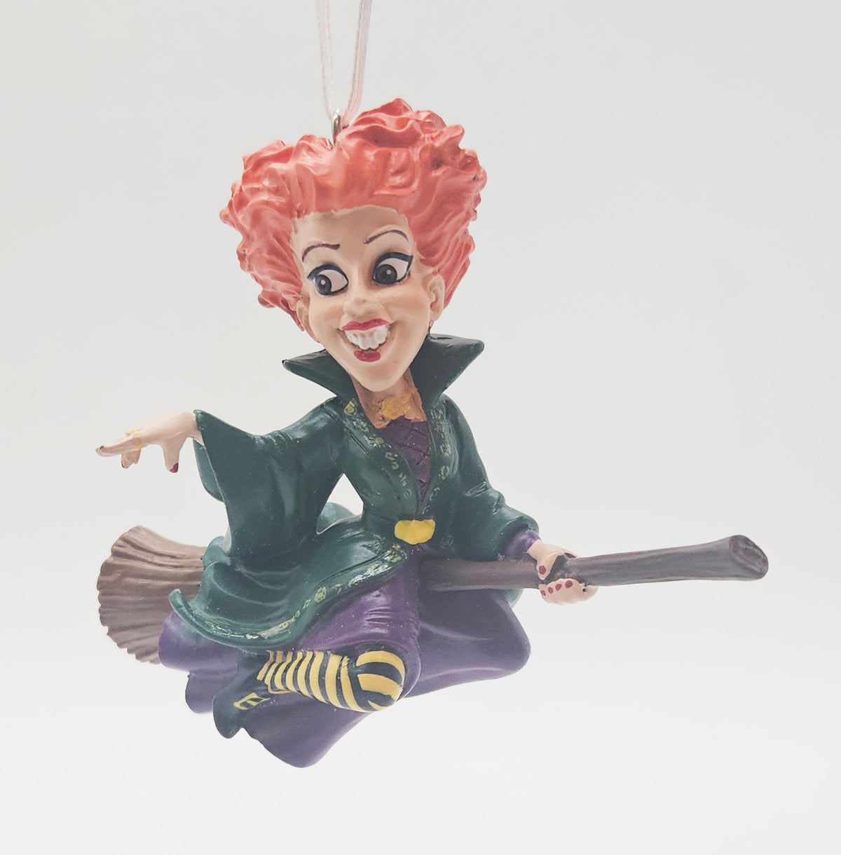 Hallmark Keepsake – “Hocus Pocus Winifred Sanderson” — ornament view