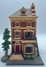 Load image into Gallery viewer, Dept 56- Literary Classics &quot;Sherlock Holmes - 221B Baker Street&quot;
