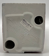 Load image into Gallery viewer, Department 56- Christmas in the City "5609 Park Ave Townhouse"
