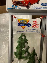 Load image into Gallery viewer, Dept 56- Snow Village &quot;Uptown Motors Ford Billboard&quot; accessory - see note
