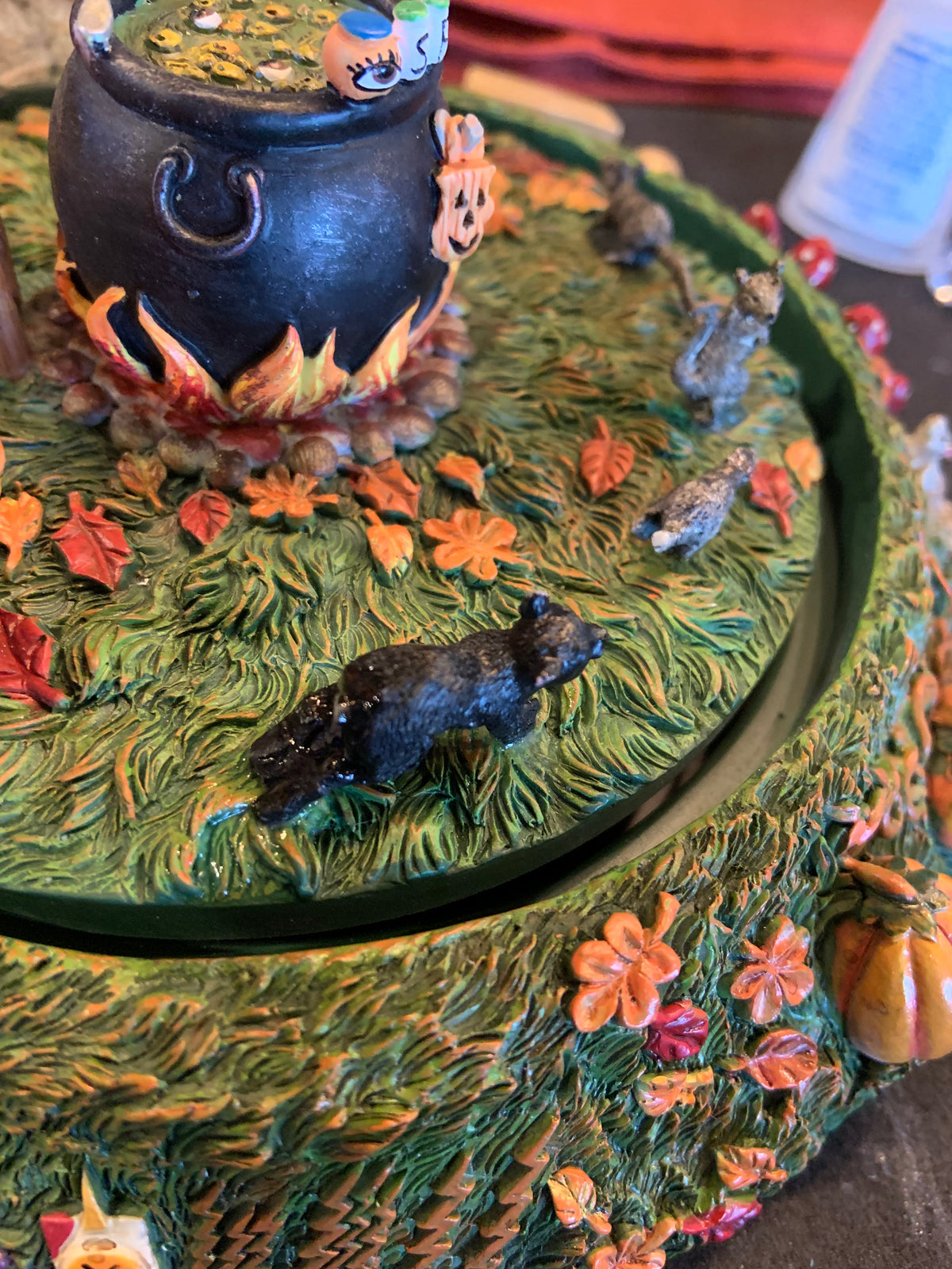 Dept 56- SV Halloween "Halloween Rat Race" animated accessory- see note