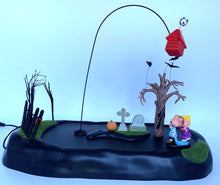 Load image into Gallery viewer, Department 56- Halloween &quot;Peanuts Scary Walk&quot;
