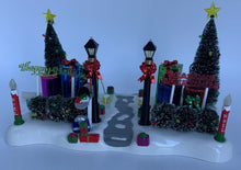 Load image into Gallery viewer, Dept 56- Village Accessories &quot;Christmas Front Yard&quot; accessory
