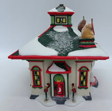 Load image into Gallery viewer, Department 56- North Pole Series &quot;North Pole Snuffles Luv-A-Hug Center&quot;
