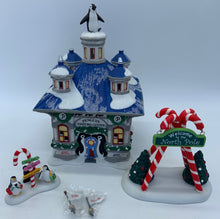 Load image into Gallery viewer, Dept 56- North Pole Series &quot;North Pole Penguin Visitors&#39; Center&quot;
