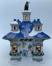 Load image into Gallery viewer, Department 56- North Pole Series &quot;North Pole Penguin Visitors&#39; Center&quot;
