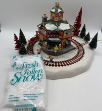 Load image into Gallery viewer, Dept 56- North Pole Series &quot;North Star Commuter Train Station&quot;
