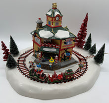 Load image into Gallery viewer, Dept 56- North Pole Series &quot;North Star Commuter Train Station&quot;
