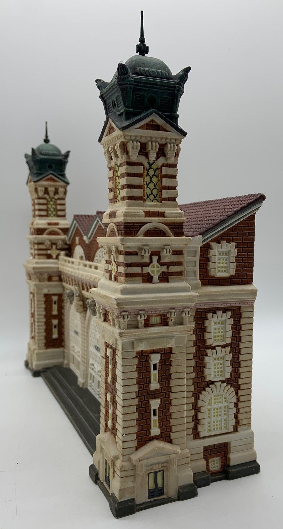 Dept 56- American Pride Collection "Ellis Island" see note