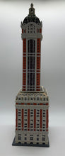 Load image into Gallery viewer, Dept 56- Christmas in the City &quot;The Singer Building&quot;
