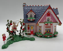 Load image into Gallery viewer, Dept 56- Snow Village &quot;Hearts &amp; Blooms&quot; 
