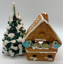 Load image into Gallery viewer, Dept 56- Snow Village &quot;Small Chalet&quot; 
