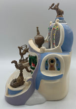 Load image into Gallery viewer, Dept 56- How the Grinch Stole Christmas! &quot;Town Hall&quot;
