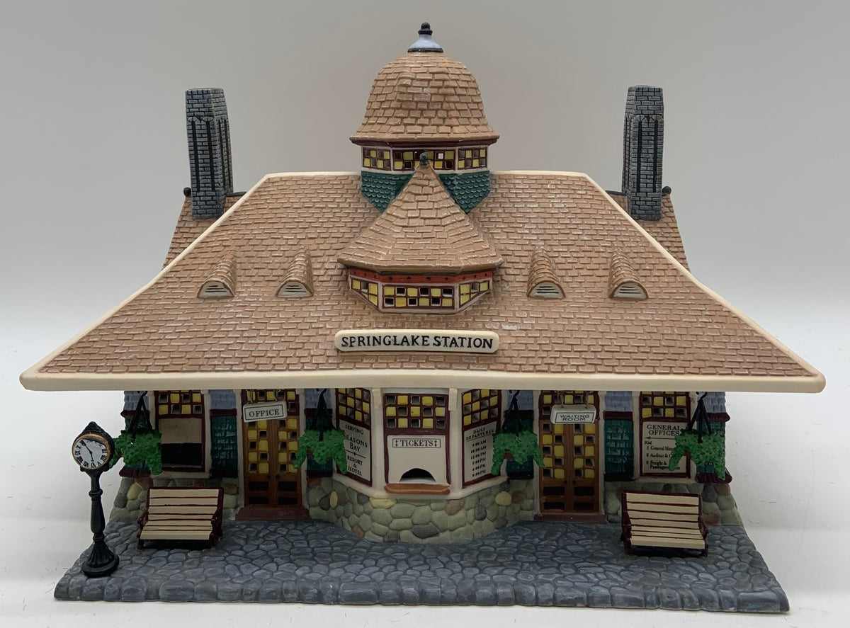Dept 56- Seasons Bay Series "Springlake Station"