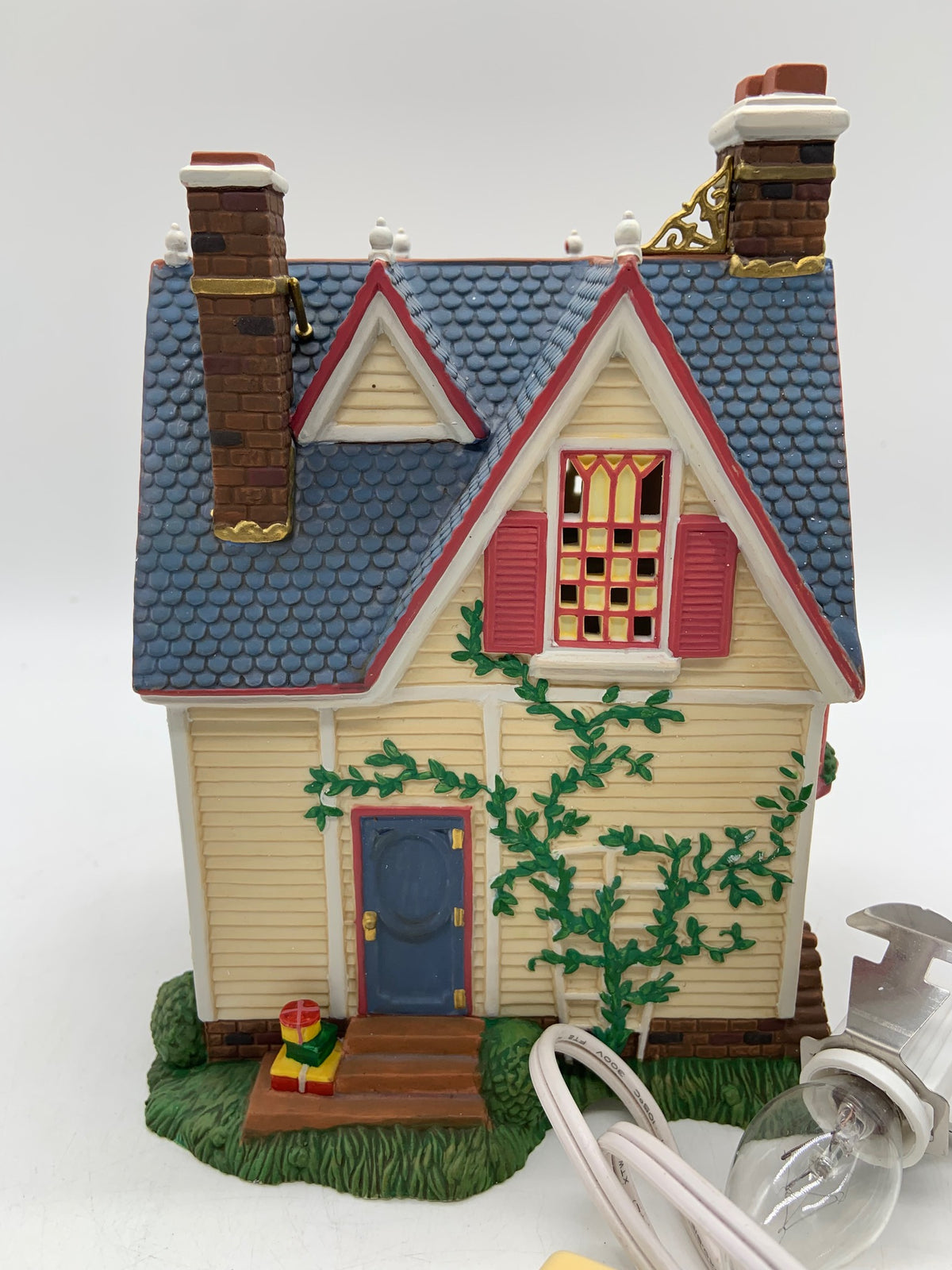 Department 56- New England Village "Verna Mae's Boutique"