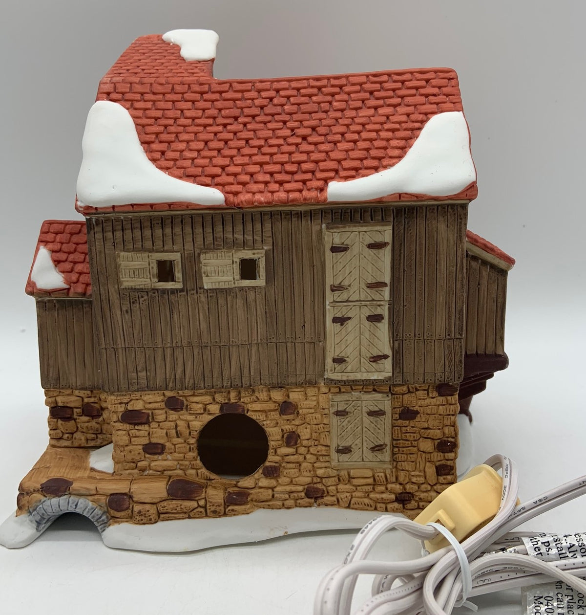 Retired Dept 56- New England Village "Smythe Woolen Mill"