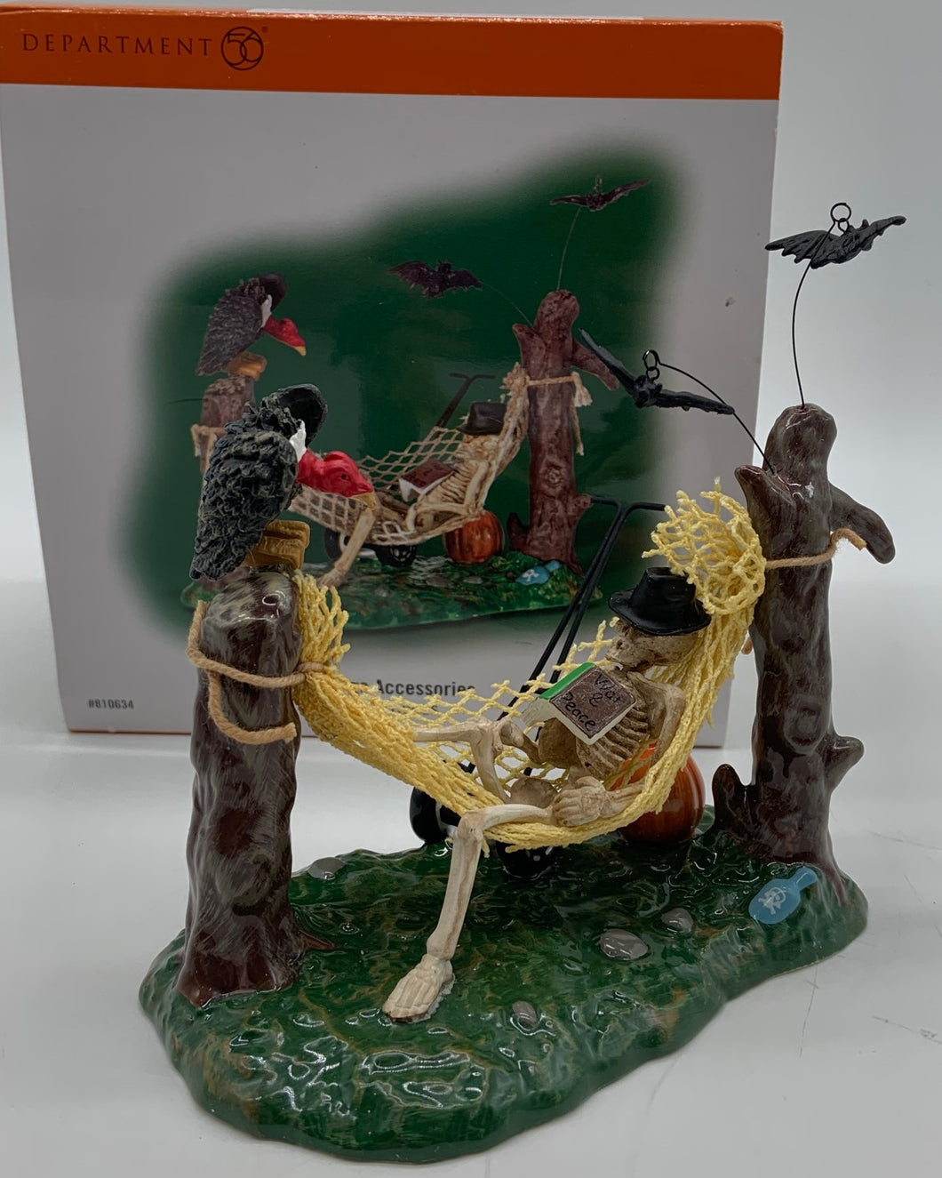 Dept 56- Snow Village Halloween 