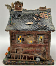 Load image into Gallery viewer, Dept 56- SV Halloween "Screech Owl Farm"
