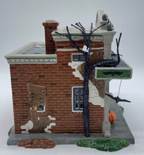 Load image into Gallery viewer, Department 56- A time to Celebrate- Merryville Halloween &quot;Creepy&#39;s Pet Shop&quot;
