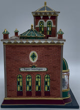 Load image into Gallery viewer, Dept 56- Christmas in the City &quot;Sterling Jewelers&quot;
