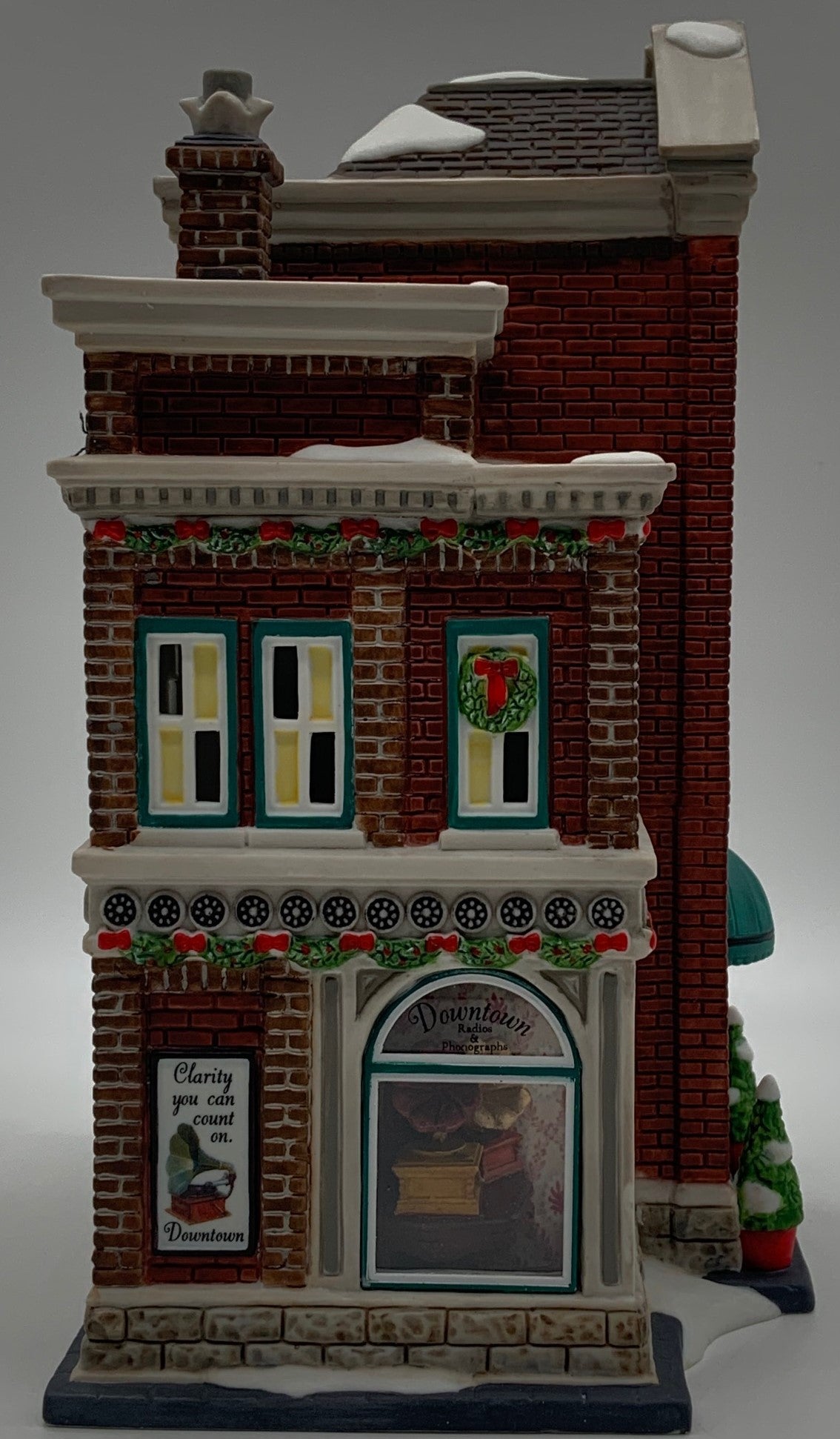 Dept 56- Christmas in the City "Downtown Radios & Phonographs"