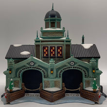 Load image into Gallery viewer, Dept 56- Christmas in the City &quot;East Harbor Ferry Terminal&quot;
