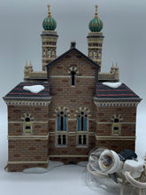 Load image into Gallery viewer, Dept 56- Christmas in the City &quot;Central Synagogue&quot;
