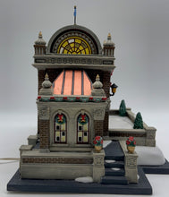 Load image into Gallery viewer, Dept 56- Christmas in the City &quot;Christmas at Lakeside Park Pavilion&quot;
