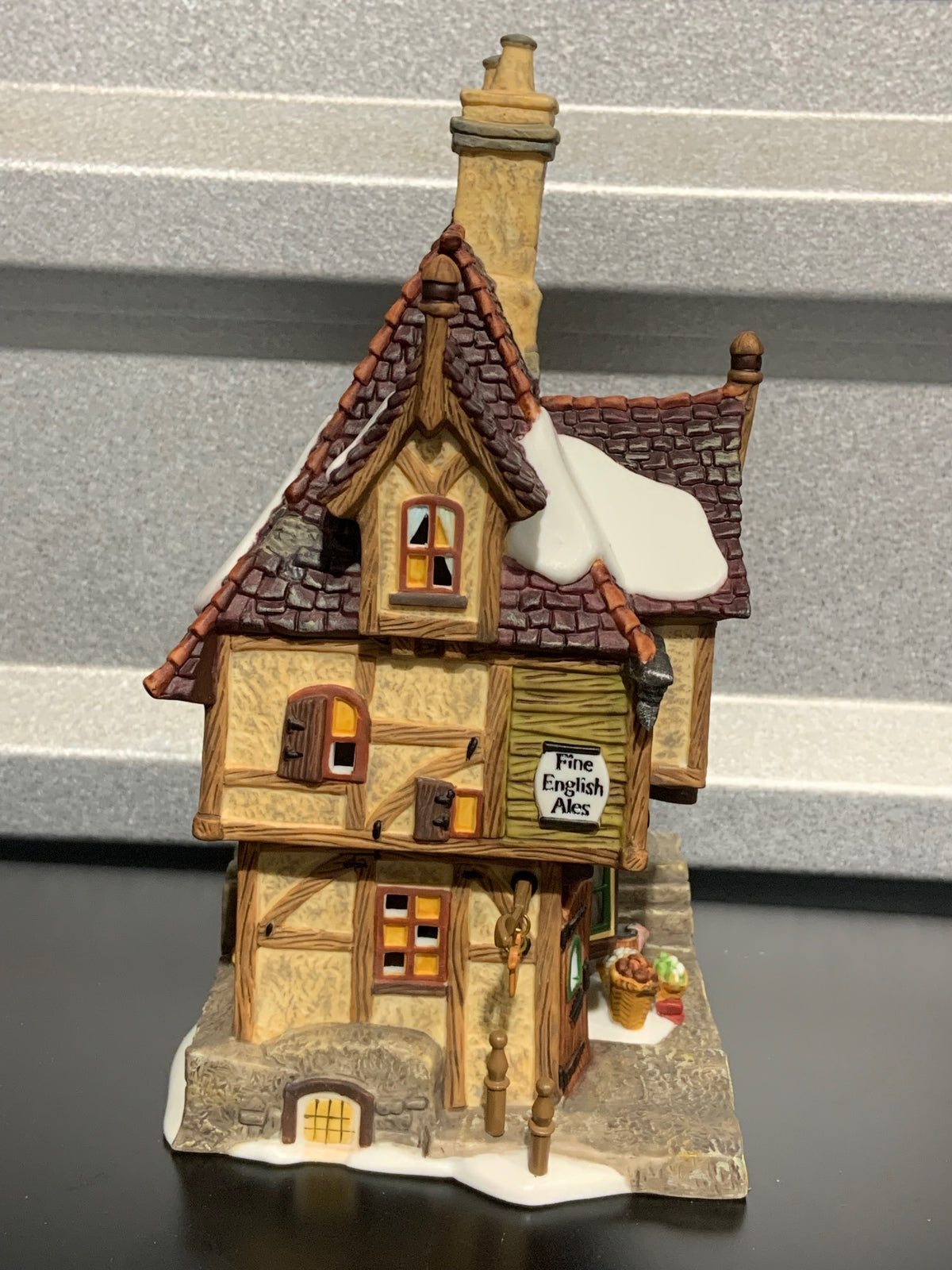 Department 56- Dickens' Village "Melancholy Tavern"